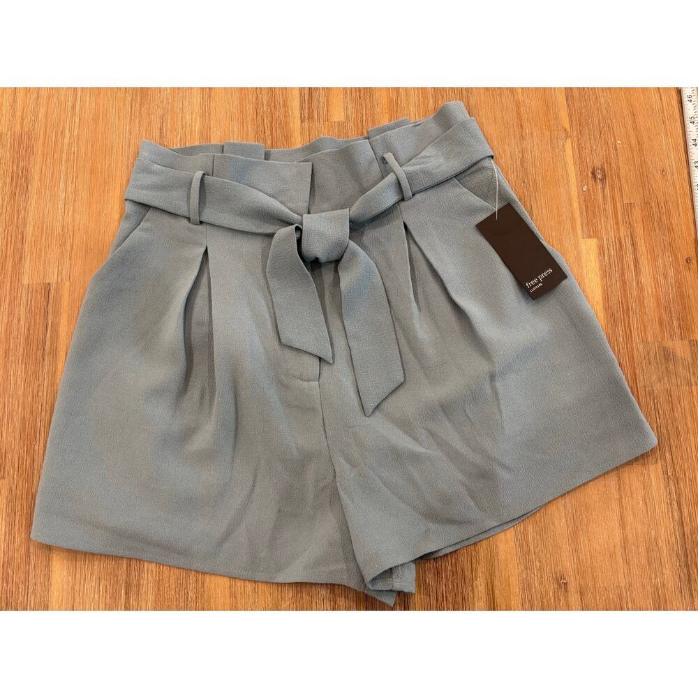 NWT Free Press Paper Bag Shorts Blue Size M